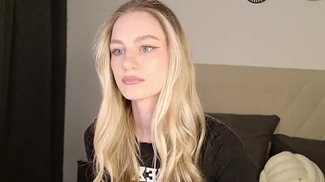 GabriellaOlsen online show from March 2026 04:01:01 PM