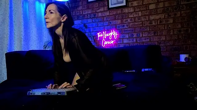 ourjourneyxoxoxo online show from December 2025 07:30:02 AM