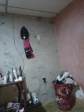 Snapshot of ammy_lee20 chatting on October 2025 09:17:01 PM ammy lee20 online show from October 2025 09:17:01 PM