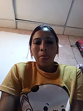 Snapshot of ammy_lee20 chatting on December 2024 07:43:01 PM ammy lee20 online show from December 2024 07:43:01 PM