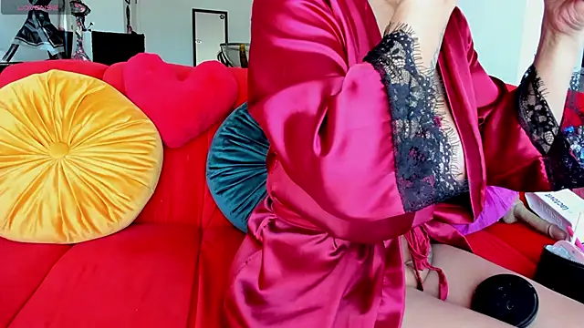 willow boobs online show from October 2025 03:24:02 PM