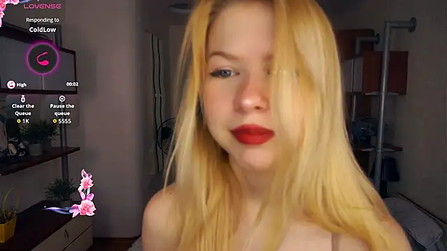 LynetHakes online show from September 2025 05:29:01 AM