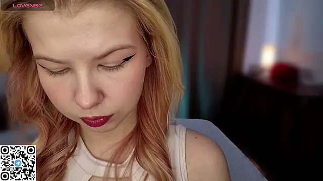 LynetHakes online show from March 2026 06:14:02 AM