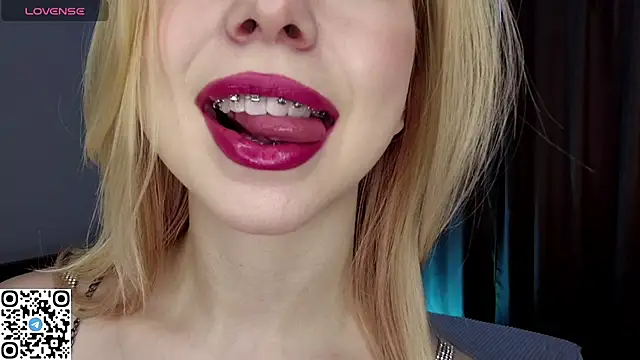 LynetHakes online show from March 2026 06:26:01 AM