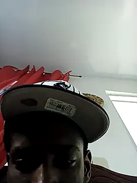 dinero04 online show from October 2025 07:59:02 PM