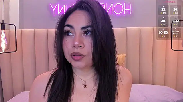 Snapshot of Naomymonroe_ chatting on June 2026 10:54:02 AM Naomymonroe online show from June 2026 10:54:02 AM