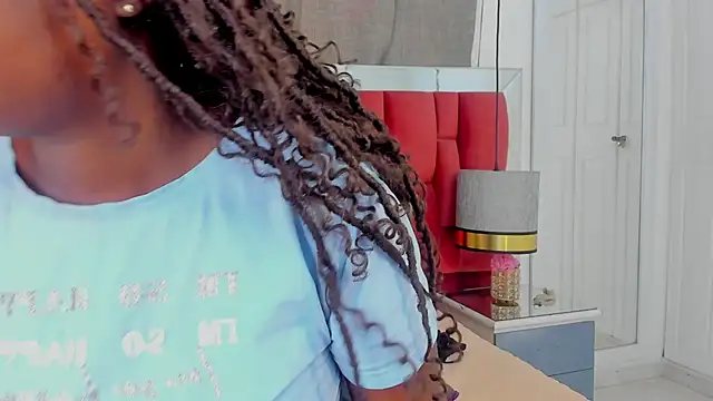 Snapshot of NatyParker chatting on November 2025 02:06:01 PM NatyParker online show from November 2025 02:06:01 PM