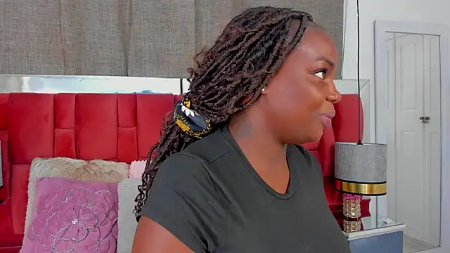 Snapshot of NatyParker chatting on November 2025 01:54:02 PM NatyParker online show from November 2025 01:54:02 PM