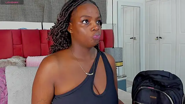 Snapshot of NatyParker chatting on November 2025 01:50:02 PM NatyParker online show from November 2025 01:50:02 PM