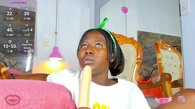 Snapshot of ebony_sofia69 chatting on February 2025 06:57:01 AM ebony sofia69 online show from February 2025 06:57:01 AM