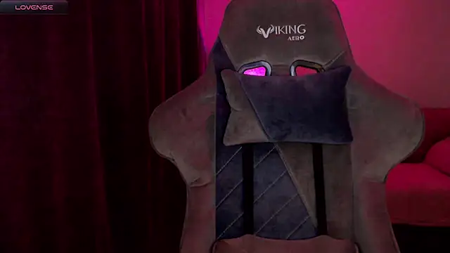 Ohmy Nora  online show from March 2025 02:17:01 AM