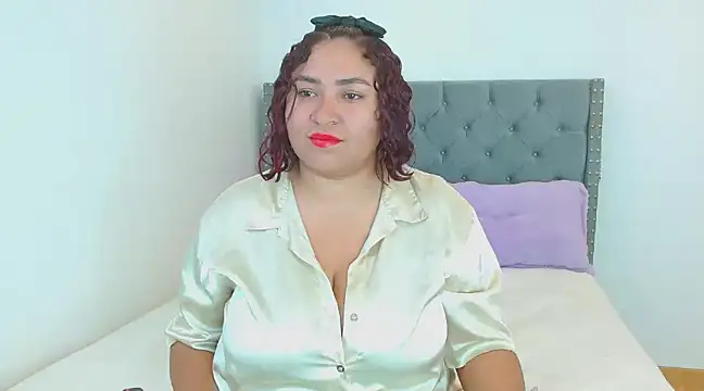 Snapshot of KarlaWild chatting on March 2025 06:37:02 PM KarlaWild online show from March 2025 06:37:02 PM