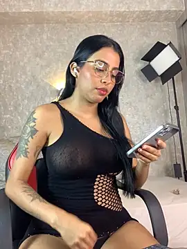 genesissara online show from September 2025 12:00:01 AM