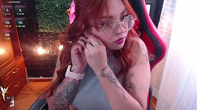 natyk m online show from November 2025 01:04:02 PM