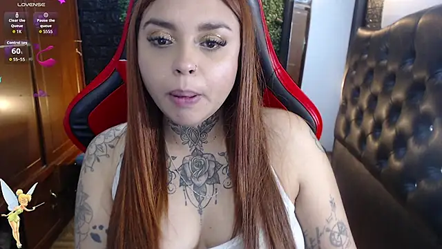 Snapshot of natyk_m chatting on October 2025 09:04:02 PM natyk m online show from October 2025 09:04:02 PM