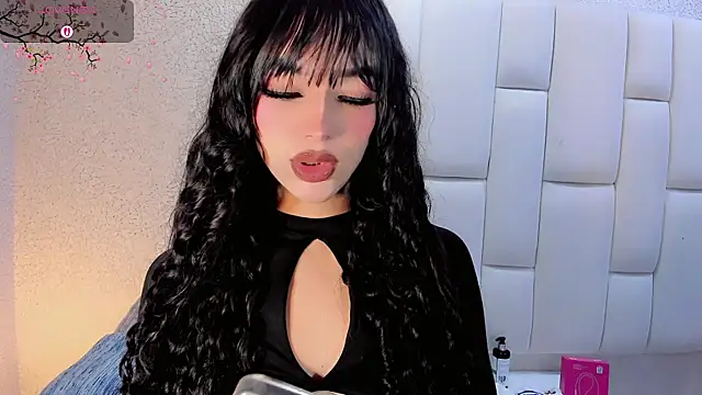 Angeles Busst online show from January 2026 08:37:01 PM