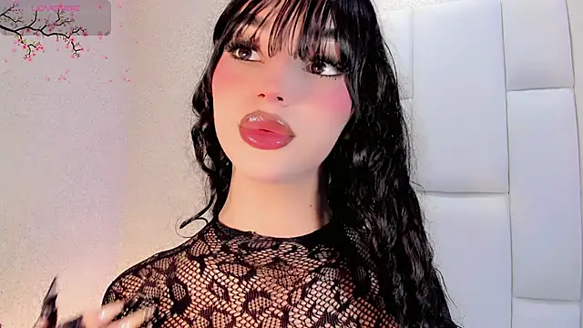 Snapshot of Angeles_Busst chatting on November 2025 08:31:02 PM Angeles Busst online show from November 2025 08:31:02 PM