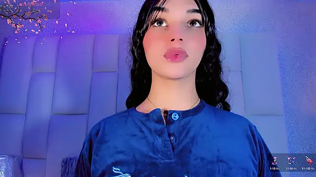 Angeles Busst online show from September 2025 08:37:02 PM