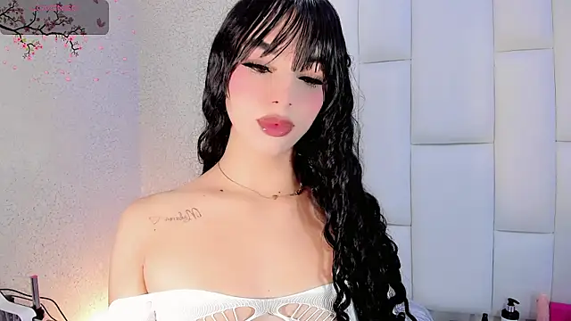 Angeles Busst online show from January 2026 08:05:01 PM