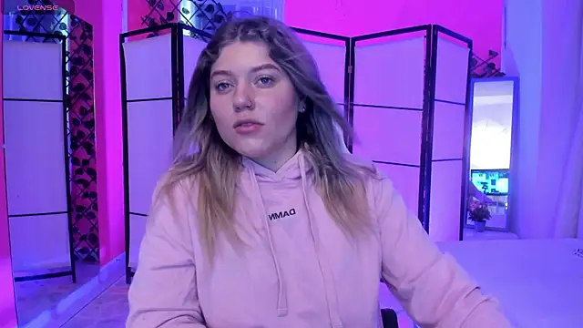 alaia greyy online show from February 2026 01:23:01 PM