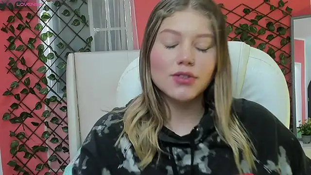 alaia greyy online show from June 2026 01:06:01 PM