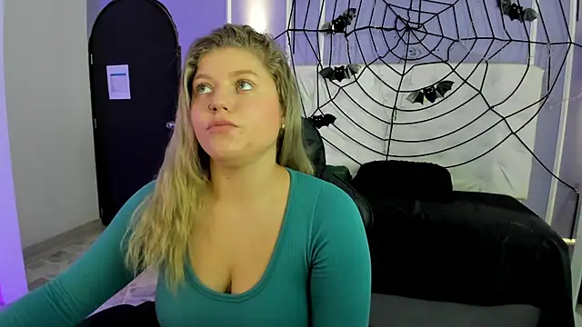 alaia greyy online show from November 2025 01:26:01 PM