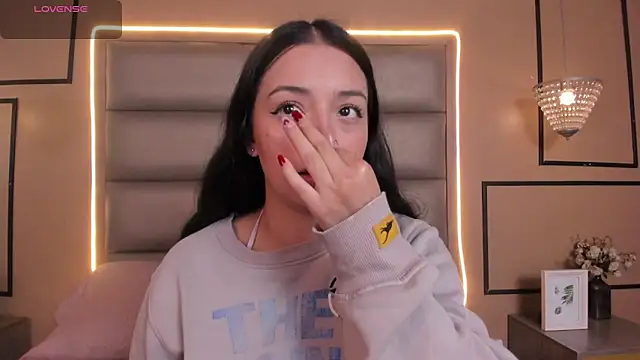 CAYLINCOLLINS online show from February 2026 02:56:02 AM