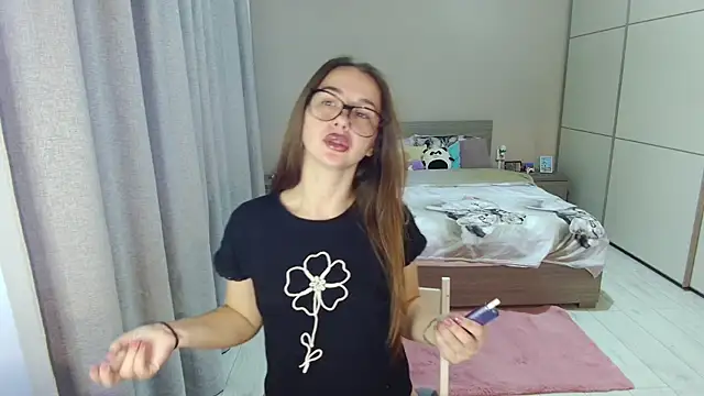 singletrouble online show from October 2025 05:50:01 AM