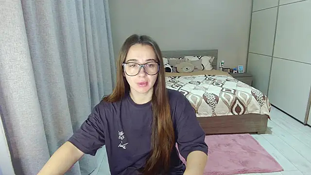 singletrouble online show from November 2025 06:01:01 AM