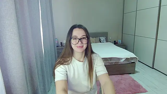 singletrouble online show from March 2026 07:05:01 AM