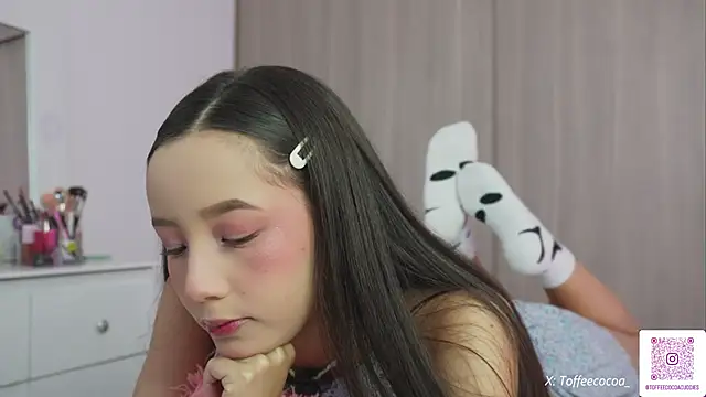 sophi lii online show from October 2025 08:55:01 PM