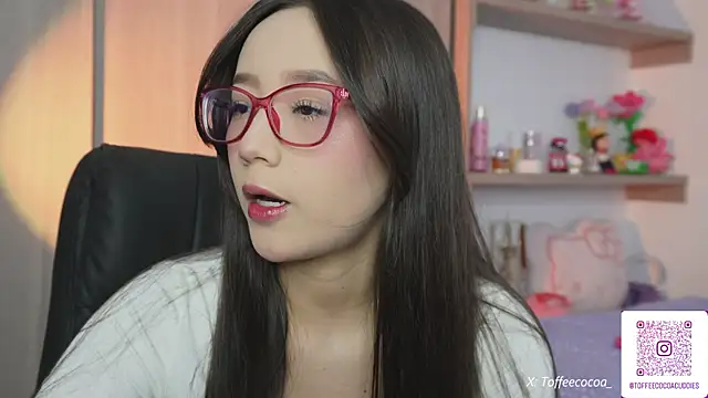 Snapshot of sophi_lii chatting on June 2026 10:10:02 PM sophi lii online show from June 2026 10:10:02 PM