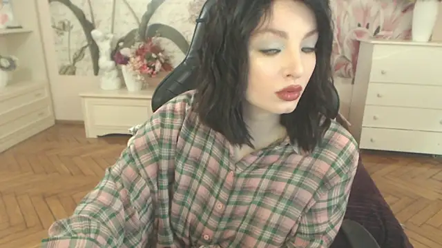 BritneyBarker online show from April 2026 04:14:01 AM