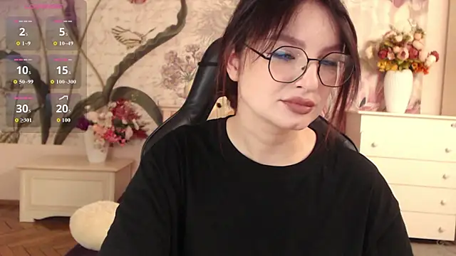 Snapshot of BritneyBarker chatting on November 2025 09:52:01 PM BritneyBarker online show from November 2025 09:52:01 PM