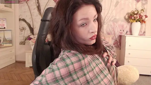 BritneyBarker online show from September 2025 02:27:01 AM