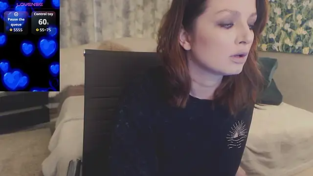 Snapshot of BritneyBarker chatting on June 2026 03:50:02 PM BritneyBarker online show from June 2026 03:50:02 PM