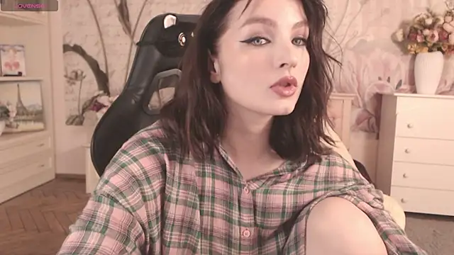 BritneyBarker online show from September 2025 08:10:02 PM