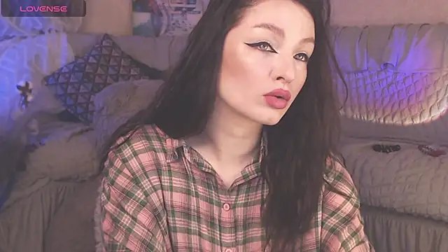 Snapshot of BritneyBarker chatting on March 2025 01:36:02 AM BritneyBarker online show from March 2025 01:36:02 AM