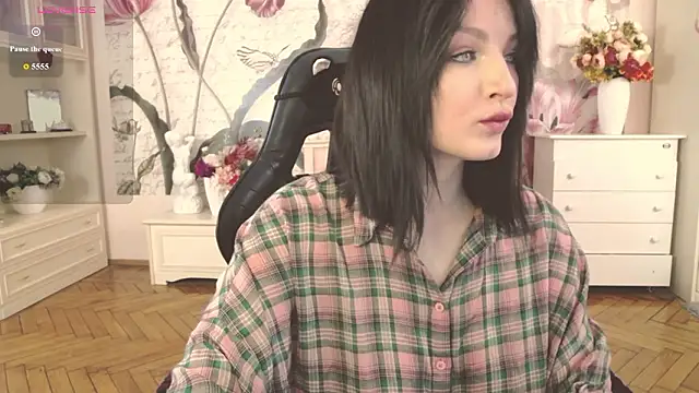 BritneyBarker online show from March 2026 04:06:01 AM