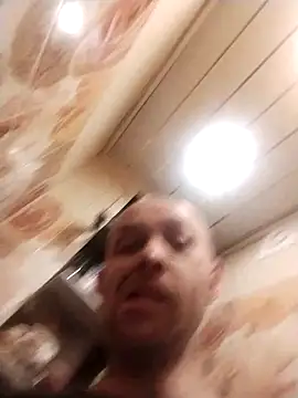 MaxDevilWhite online show from March 2026 07:15:01 PM