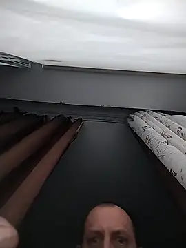 Snapshot of MaxDevilWhite chatting on December 2025 09:36:02 AM MaxDevilWhite online show from December 2025 09:36:02 AM