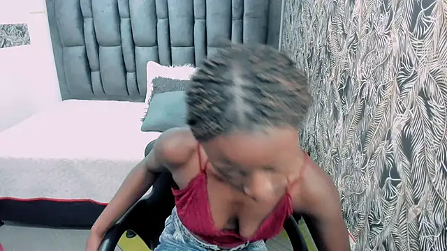 Sara Naugty online show from September 2025 08:20:02 PM