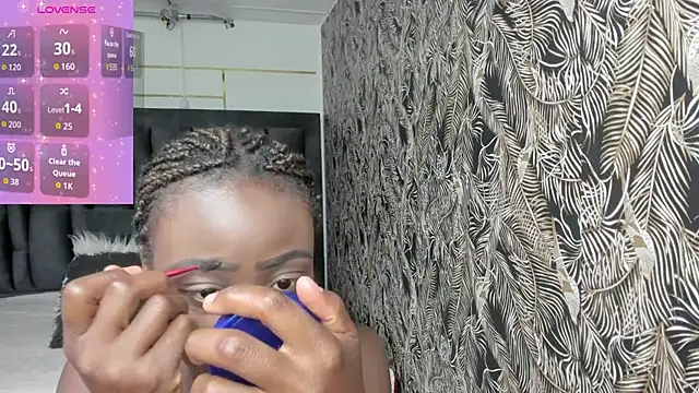 Sara Naugty online show from September 2025 07:24:01 PM