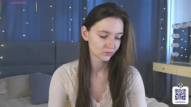 Snapshot of GeorginaDudley chatting on March 2026 07:10:01 AM GeorginaDudley online show from March 2026 07:10:01 AM