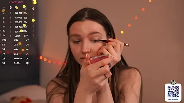 Snapshot of GeorginaDudley chatting on December 2025 07:10:02 AM GeorginaDudley online show from December 2025 07:10:02 AM