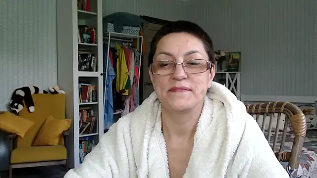 Snapshot of Soffya_Soy chatting on June 2026 09:09:01 AM Soffya Soy online show from June 2026 09:09:01 AM