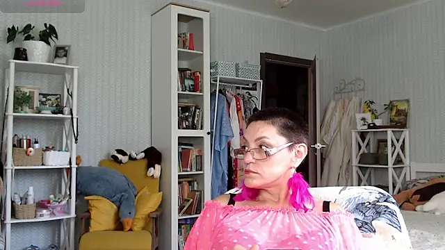 Snapshot of Soffya_Soy chatting on June 2026 07:41:02 AM Soffya Soy online show from June 2026 07:41:02 AM