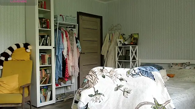 Snapshot of Soffya_Soy chatting on June 2026 06:58:01 AM Soffya Soy online show from June 2026 06:58:01 AM