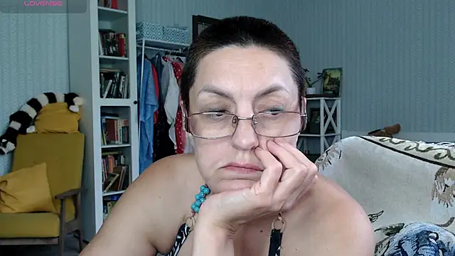 Snapshot of Soffya_Soy chatting on June 2026 08:01:01 AM Soffya Soy online show from June 2026 08:01:01 AM