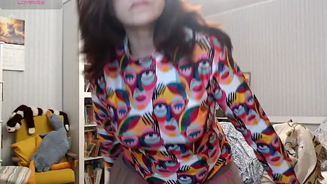 Soffya Soy online show from May 2026 06:52:02 PM